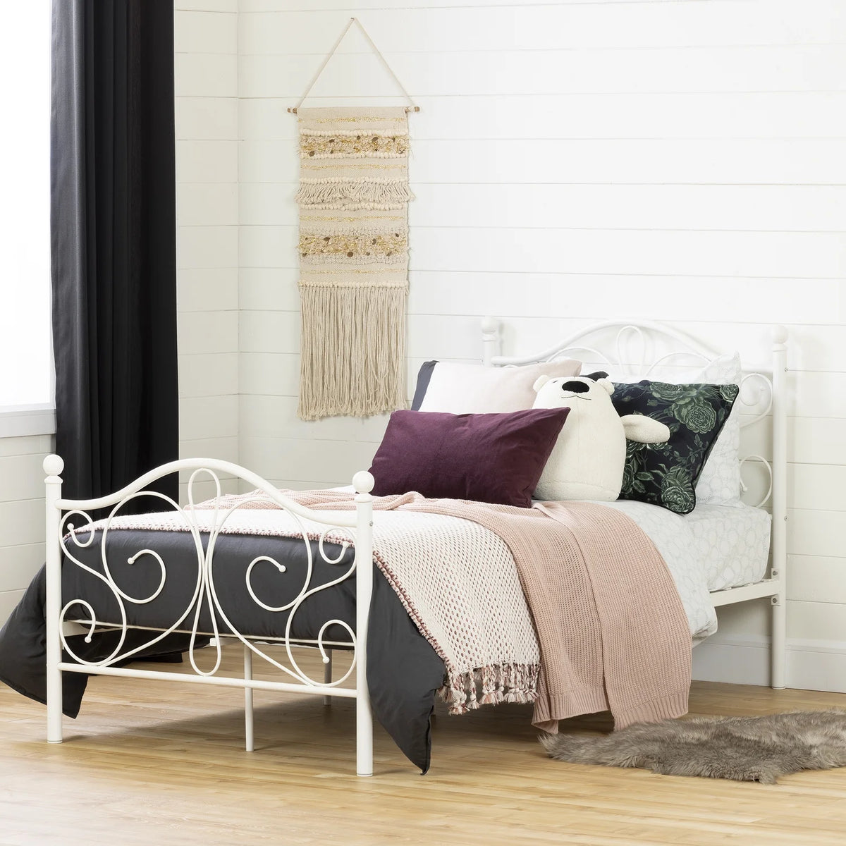 Metal Platform Bed with Headboard and Metal Slats B5339