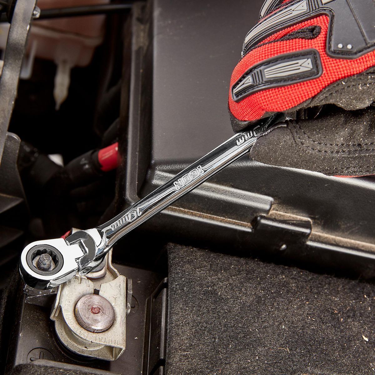 12-Piece Metric Ratcheting Combination Wrench L19247