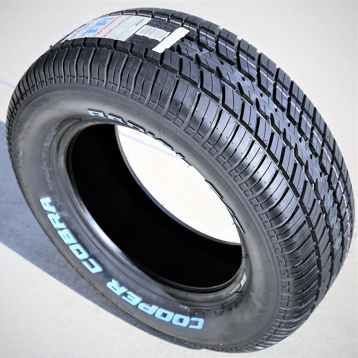 All Season P225/70R15 100T Passenger Tire K7812